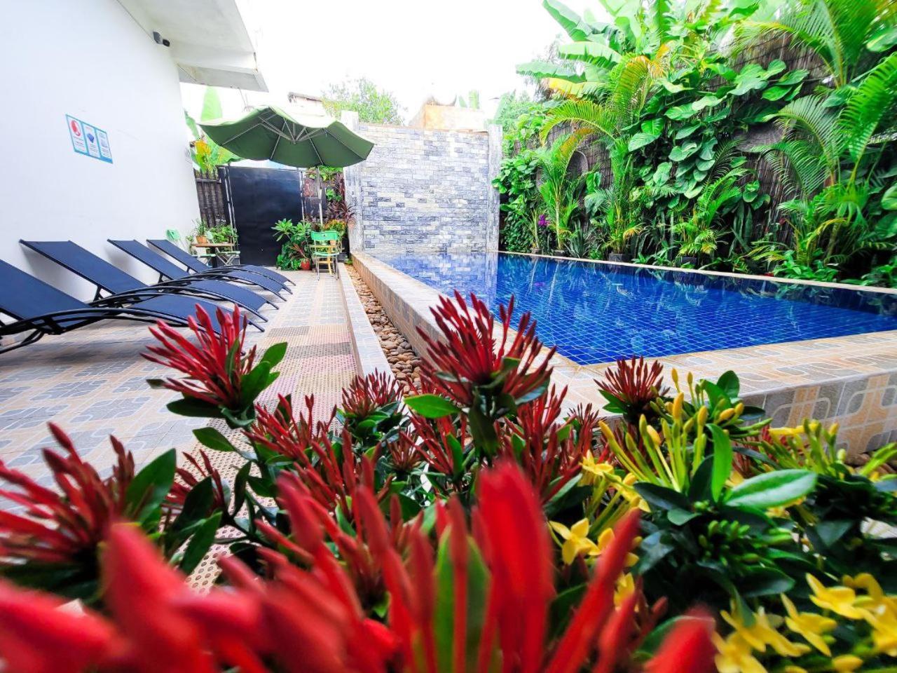 Bed & Bedzzz Hostel Siem Reap Exterior photo